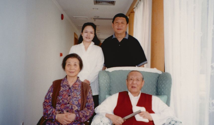 Devrimci bir miras: Xi Jinping babasından ne öğrendi?