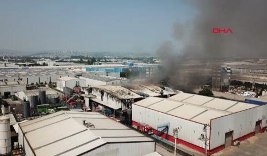 Kocaeli'de boya tesisinde yangın