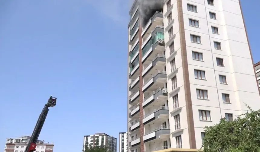 Vali açıkladı; Diyarbakır'daki yangında 2'si çocuk 3 kişi hayatını kaybetti