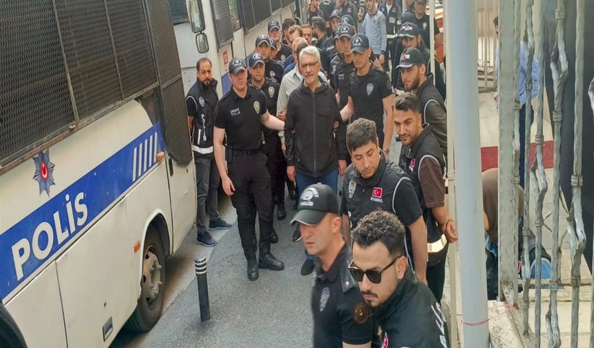 İBB soruşturması;  22 kişi tutuklandı