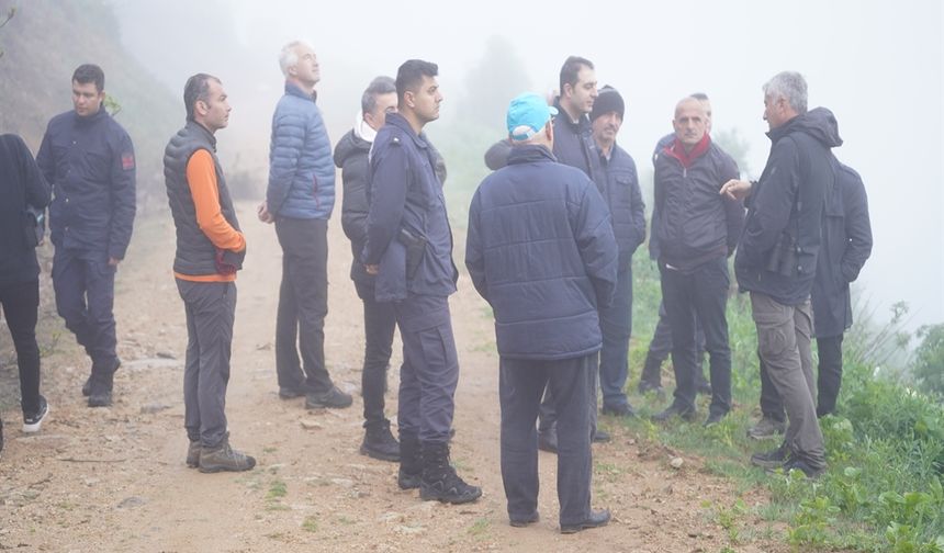 Dağ horozu gözlemlemek için gelen doğaseverlere sis engeli