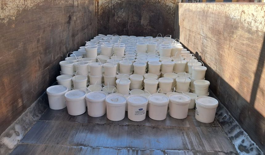 Etiketsiz 1 ton 800 kilogram yoğurt ve peynir ele geçirildi