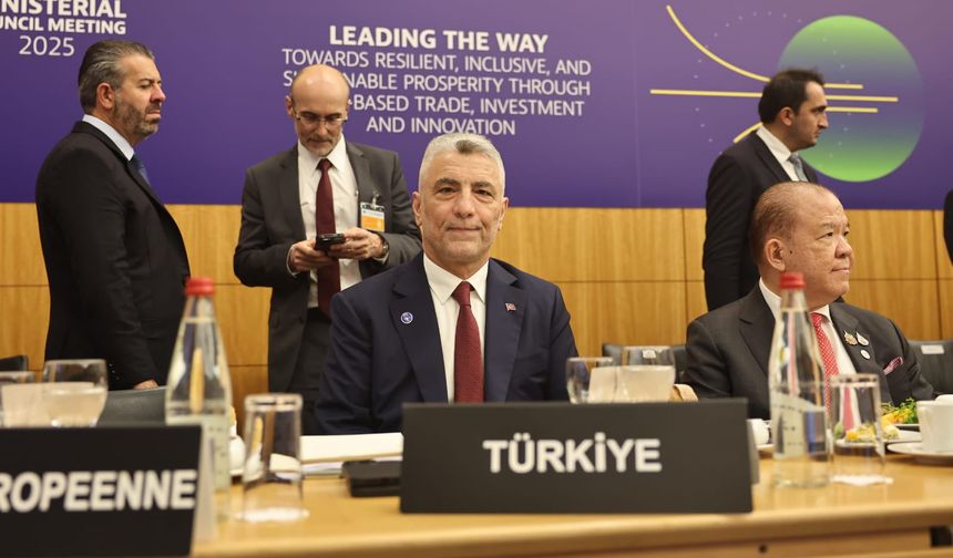 Bakan Bolat, Fransa'da temaslarını sürdürüyor