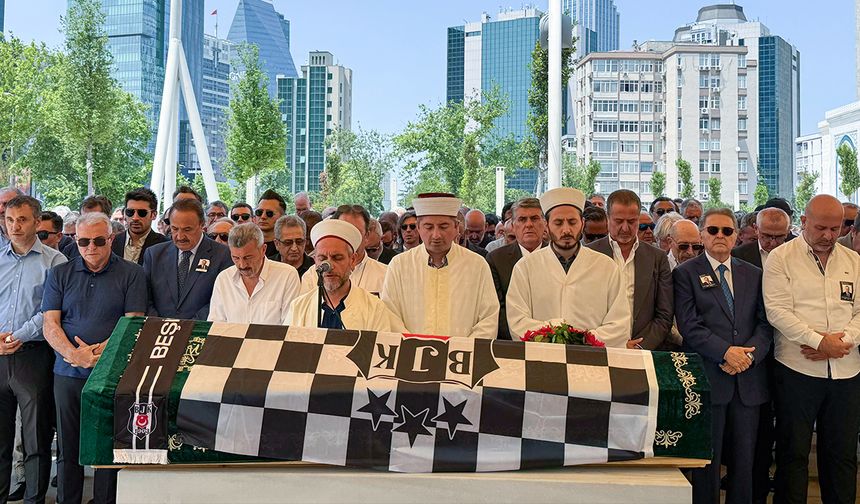 Beşiktaş Kulübü eski CEO'su Uğur Gökhan Sarı, son yolculuğuna uğurlandı