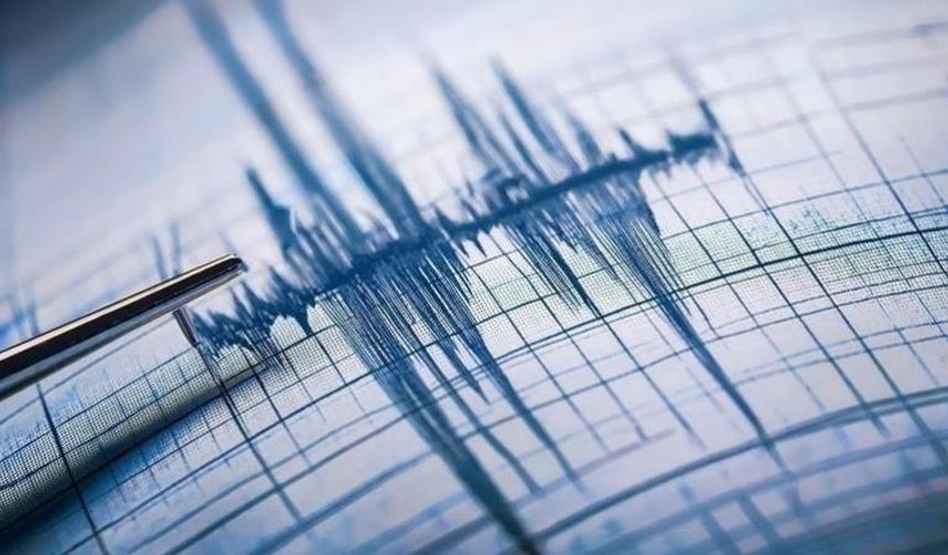 Yunanistan'da 5,2 büyüklüğünde deprem