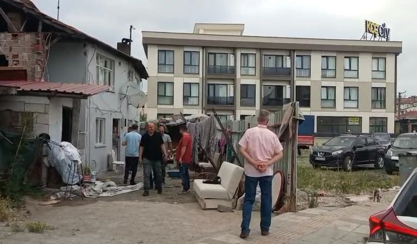 Eski kocasının 6 kurşunla vurduğu kadın öldü