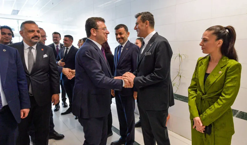 Ekrem İmamoğlu'ndan Ferdi Zeyrek'e 'geçmiş olsun' mesajı
