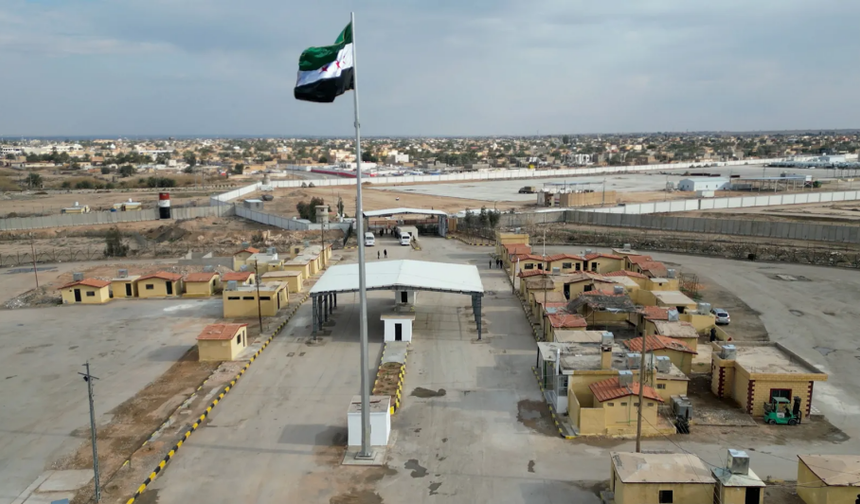 Suriye ile Irak arasındaki sınır kapısı yeniden açıldı