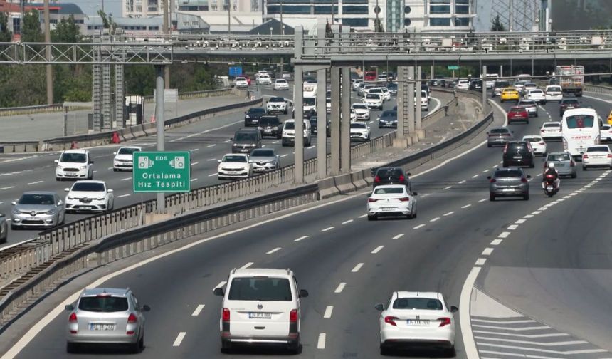 Bayramın son gününde İstanbul trafiği sakin: Yoğunluk %15’te kaldı