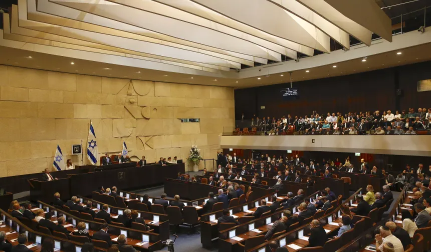 İsrail kabinesi, Başsavcı Miara'nın görevden alınmasının önünü açan kararı onayladı