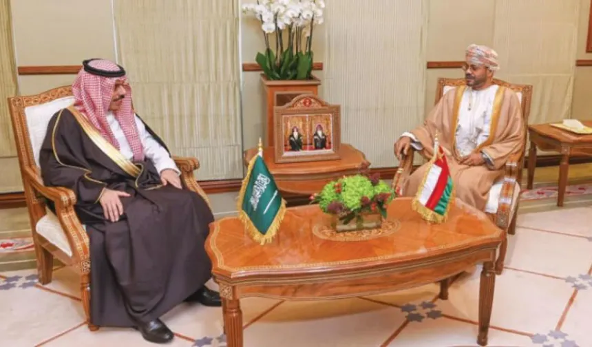 Suudi Arabistan ve Umman'dan bölgedeki tansiyonu düşürmek için diplomasi trafiği