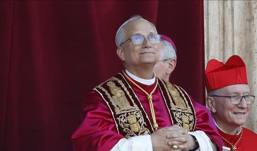 Papa'dan, Putin'e Ukrayna'da barışa yönelik "jest yapın" çağrısı