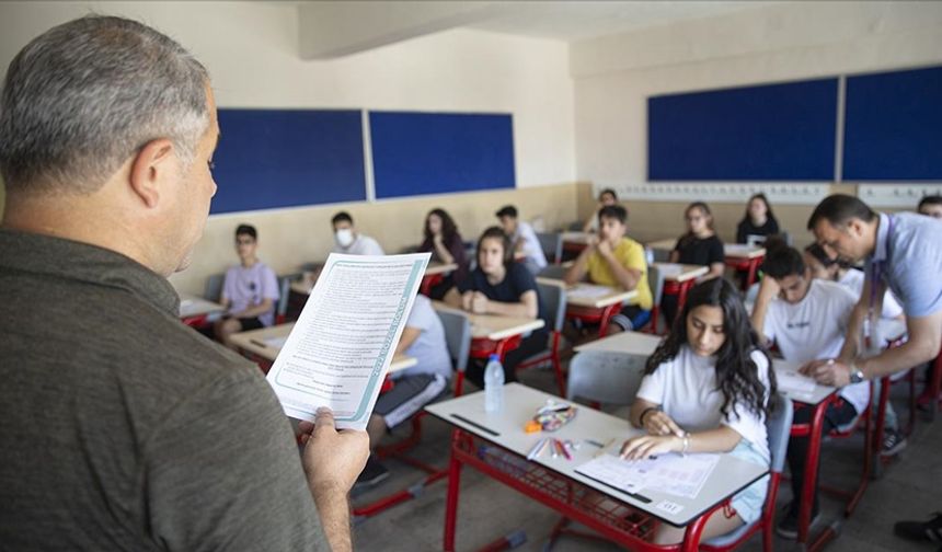 LGS kapsamındaki merkezi sınav başladı
