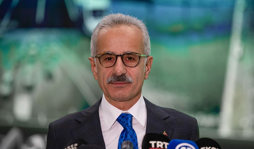 Uraloğlu, ülkede elektrikli araç şarj altyapısının hızla arttığını bildirdi