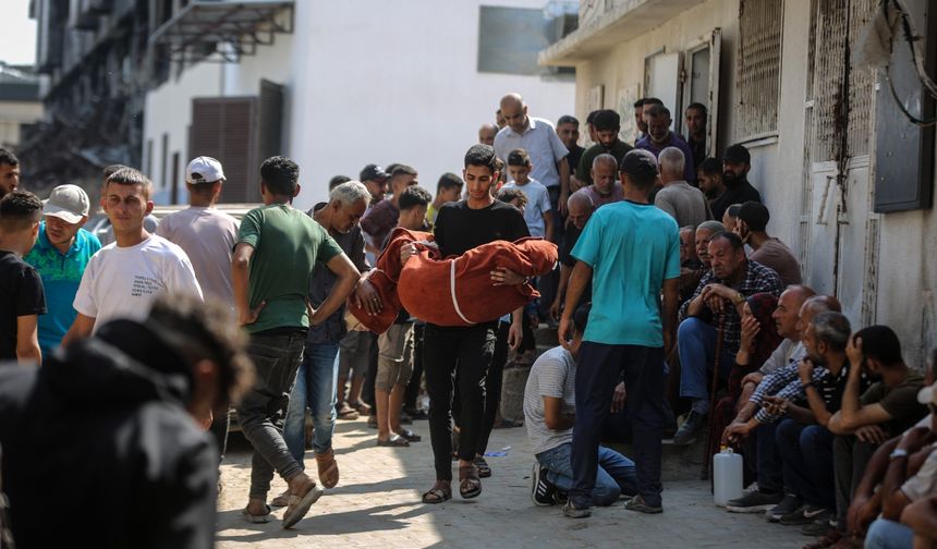 İsrail'den Gazze'de yardım bekleyenlere saldırı: Çok sayıda ölü var