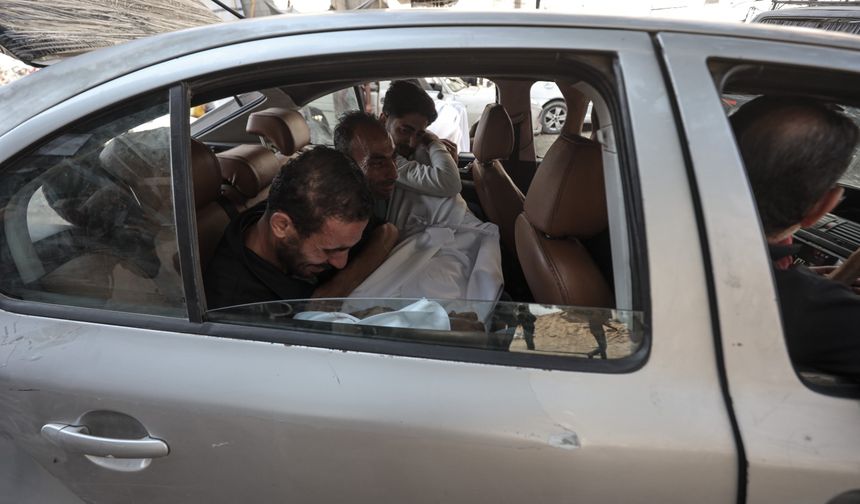 Gazze'de yardım bekleyenlere İsrail saldırısı: Çok sayıda ölü var