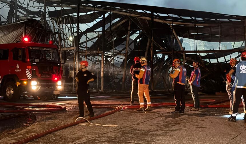 Çekmeköy'de fabrika yangını!