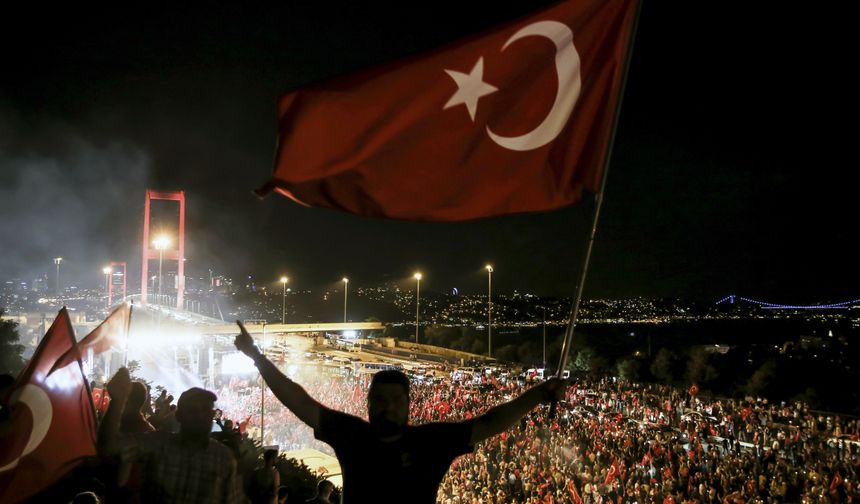 15 Temmuz darbe girişiminin 9. yılı: O gece Türkiye’de neler yaşandı?