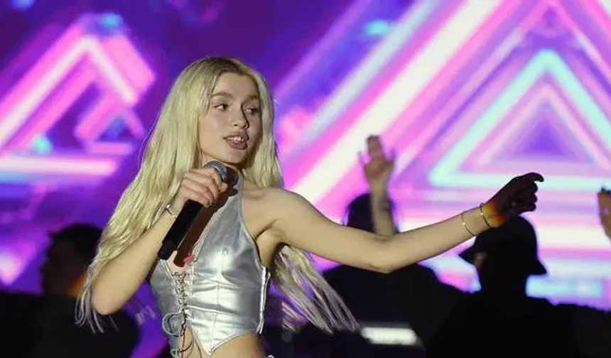 Genç şarkıcının başına gelenler akıl almaz: Her şeyi çalındı!