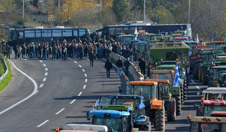 Yunanistan'da çiftçi eylemleri yayılıyor