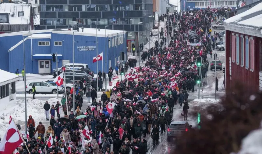 Grönland’da Trump’a öfke: Binlerce kişi sokağa döküldü!