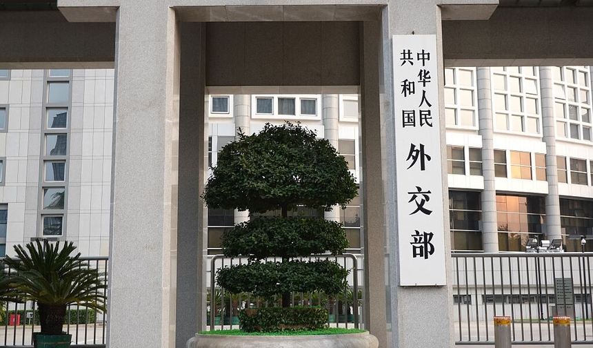 Çin’den Trump’a Grönland yanıtı: Bencil çıkarlar için ülkeler bahane edilmemeli