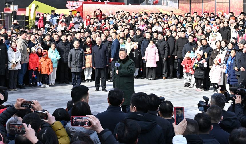 Xi Jinping Bahar Bayramı öncesi Pekin’de halkla buluştu
