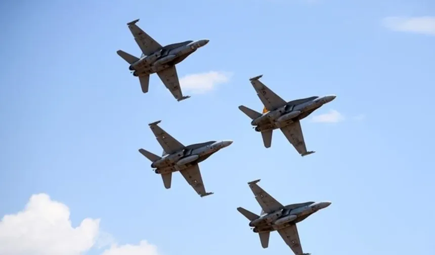 NYT: ABD, Katar’daki El-Udeyd Üssünden yüzlerce askeri tahliye etti