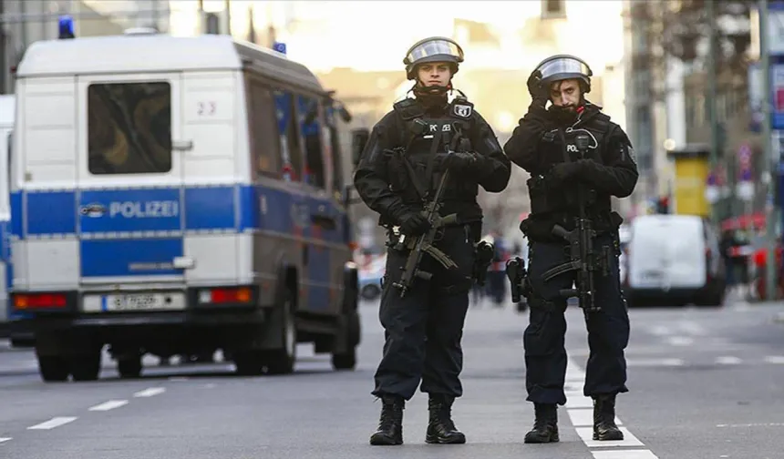 Almanya'da banka soygunu: 14 kiralık kasa patlatıldı