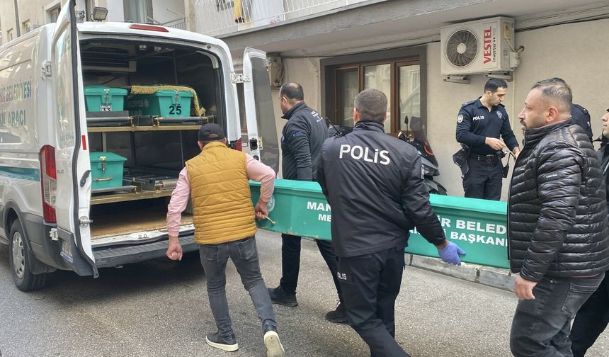 Manisa’da korkunç cinayet: Eşinin boğazını uykusunda kesti