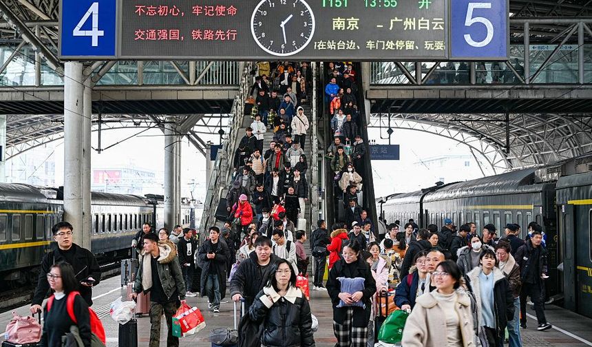 Çin’de Bahar Bayramı seyahatinde rekor: 350 milyonu aştı!