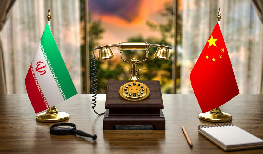 Wang Yi, Erakçi ile görüştü:  İran'ın meşru çıkarını savunmasını destekliyoruz