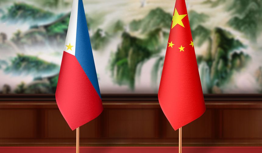 Çin ve Filipinler, Güney Çin Denizi sorununa dair istişarelerde bulundu