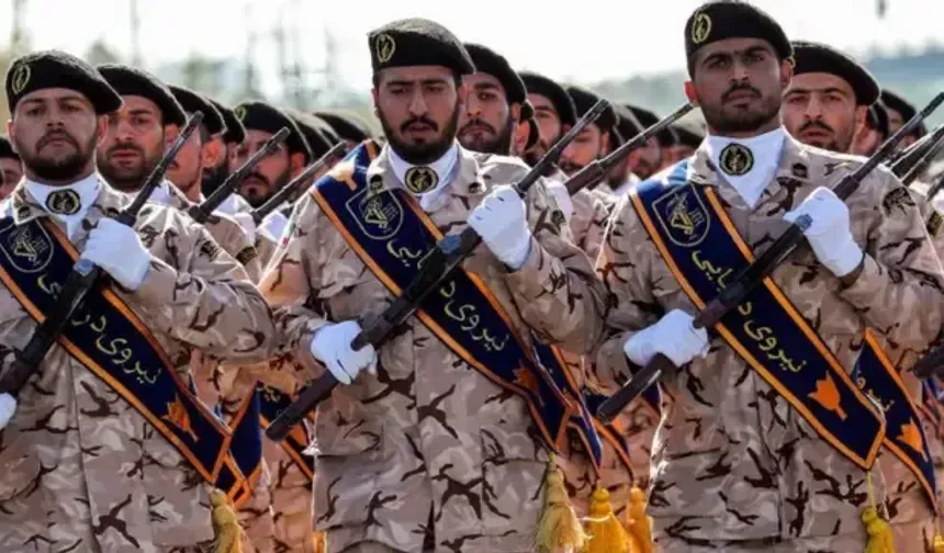İran: Basra Körfezi ve Hürmüz Boğazı’nda güç sahibiyiz