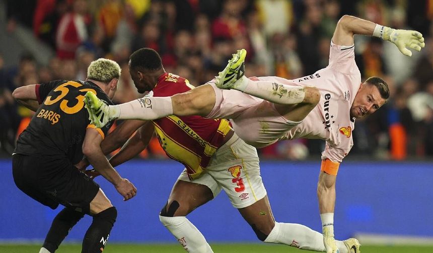 Galatasaray zirvedeki farkı açtı