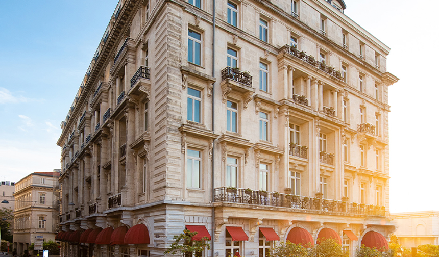 Pera Palace’ta özel gece: Tiyatro ve gastronomi aynı sahnede