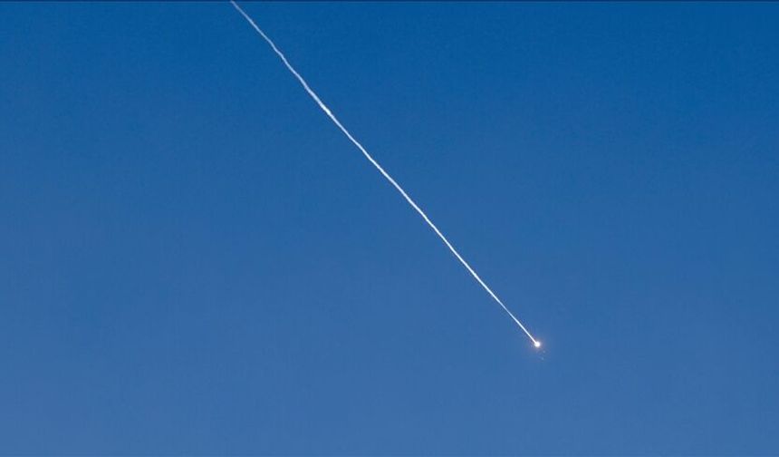 İran’dan 95. dalga saldırı: Bahreyn, Kuveyt ve BAE’de ABD hedefleri vuruldu!