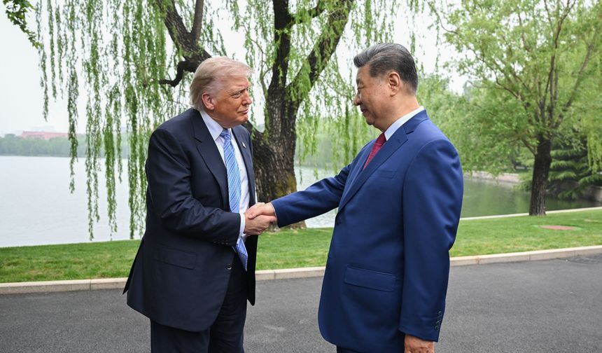 Trump'tan Çin ziyareti yorumu : Tarihi bir andı!