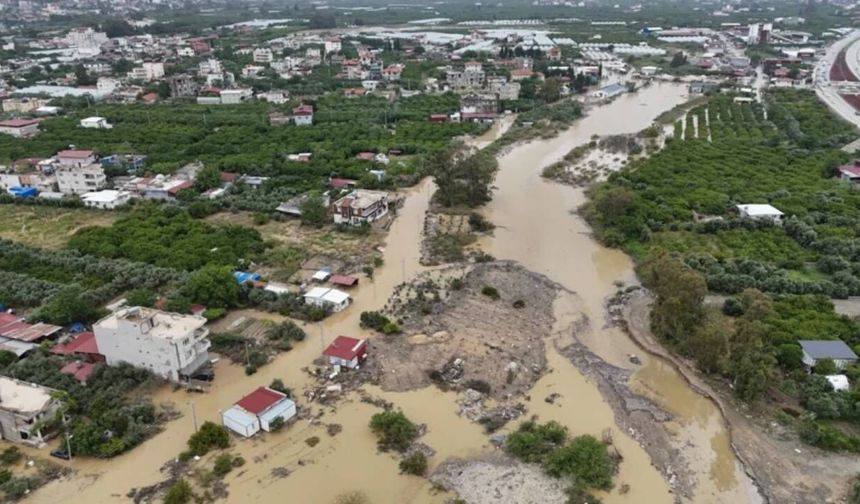 Hatay’daki sel felaketinde kaybolan gencin cansız bedenine ulaşıldı