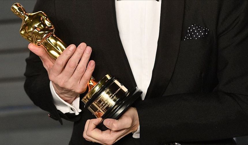 Ünlü yönetmenin Oscar ödülü uçakta kayboldu