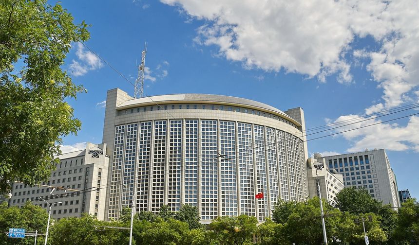 Çin, Taiwan'ı ziyaret eden vekillere giriş yasağı getirdi