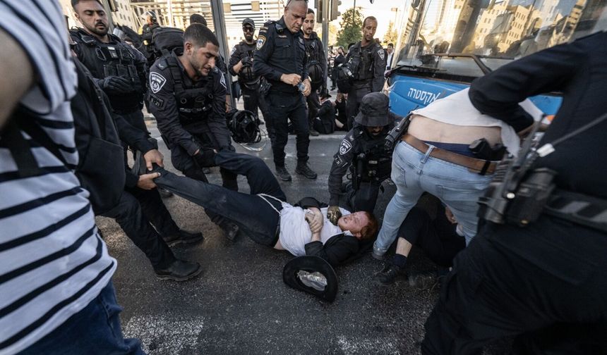 İsrail'de Haredi isyanı! 'Ölürüz de orduya katılmayız'