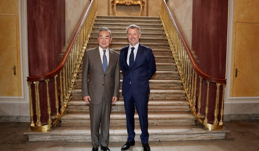 Danimarka Kralı, Wang Yi'yi ağırladı: İlişkileri güçlendirme mesajı