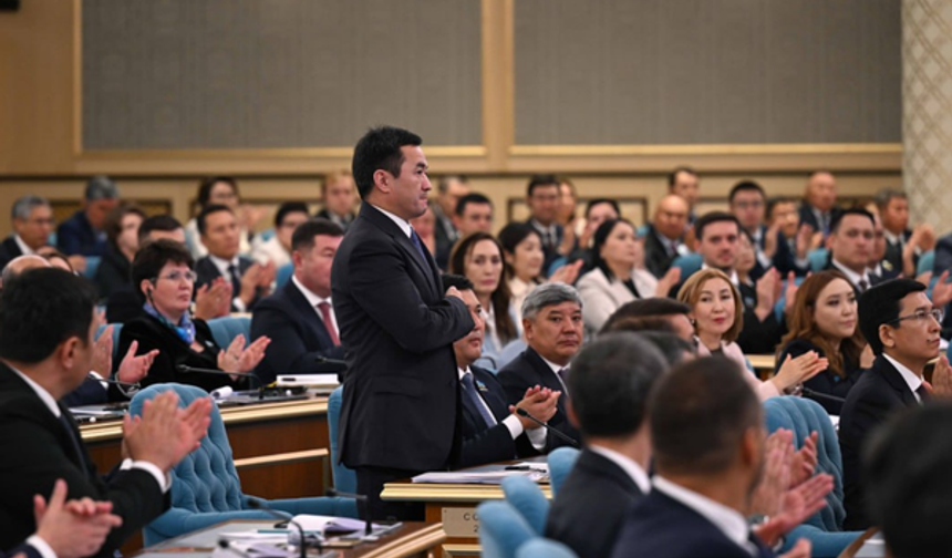 Kazakistan’da yeni parlamento başkanı Aybek Dadebay