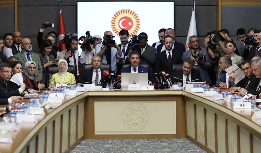 "Çerçeve Yasa" komisyondan geçti