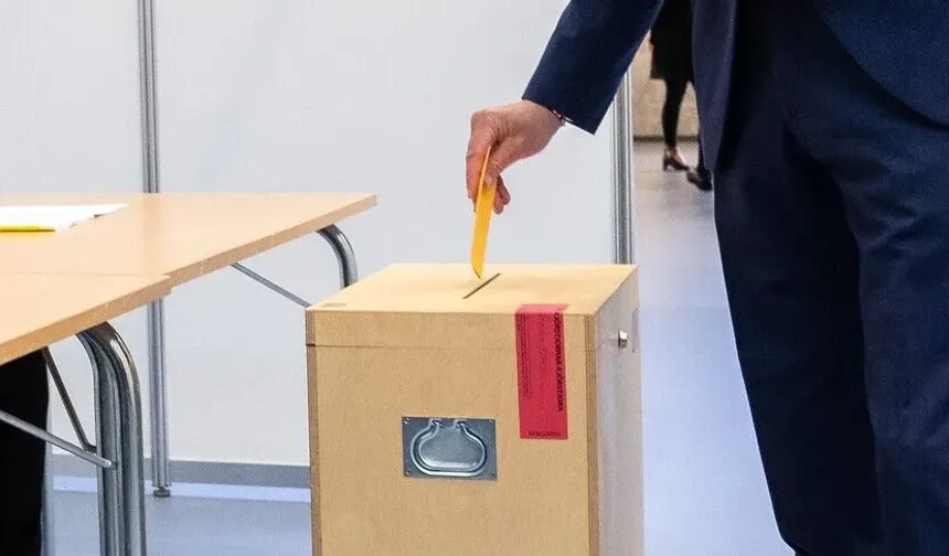İzlanda halkından kırmızı kart yiyen AB: Yakın ortağımız olmaya devam ediyor