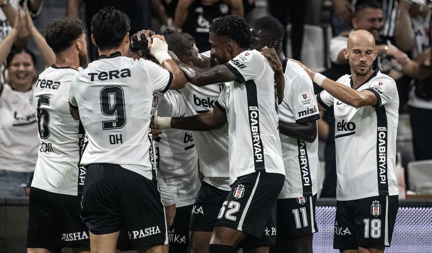 Beşiktaş Erzurumspor FK'yı 3-0'la geçti, liderlik koltuğuna oturdu!