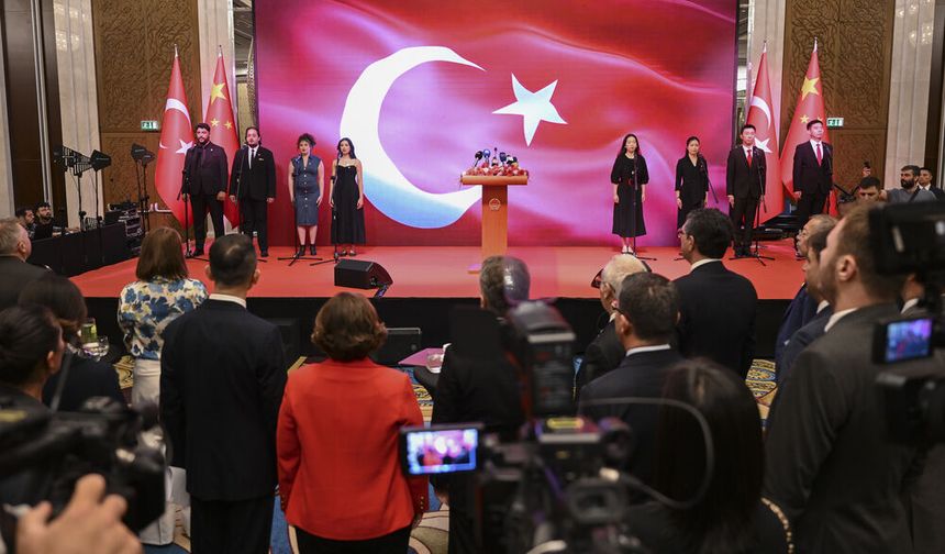Çin'in kuruluşunun 77. yıl dönümü başkent Ankara'da kutlandı