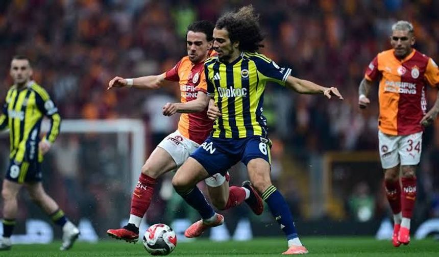 Galatasaray-Fenerbahçe: Dev derbide 11'ler belli oldu!