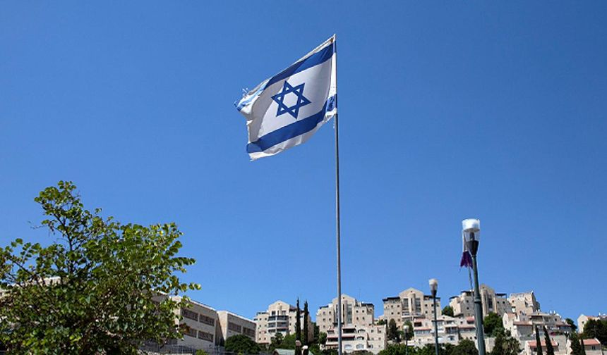 İsrail müzakere heyeti Kahire'ye gidiyor